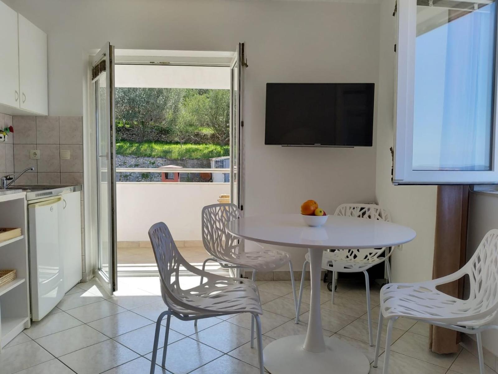 Apartments With A Parking Space Sumpetar, Omis - 11798 Jesenice  Room photo